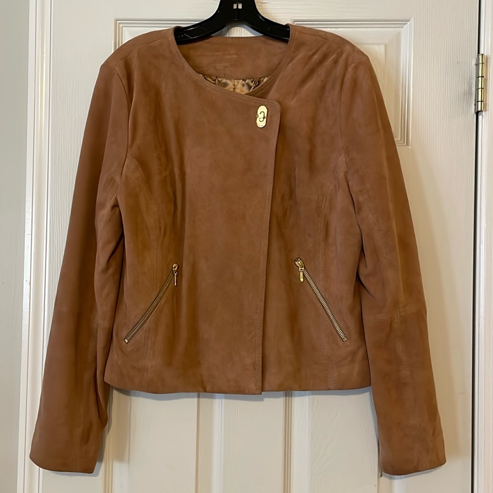 TRINA TURK  Goat Suede Leather Jacket, Very Good Condition/Lightly worn
Size: L